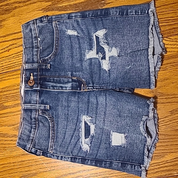 Abercrombie Kids Blue Distressed Denim High Rise Bike Shorts - Girl's 11/12 - Picture 2 of 10